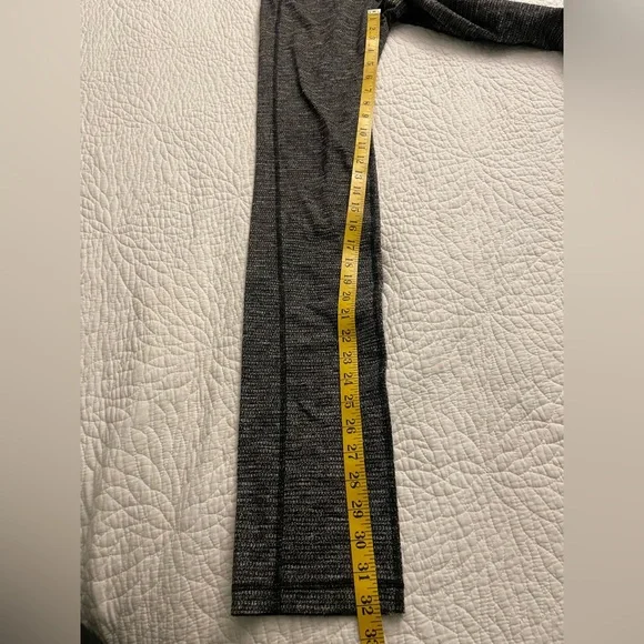 Womens Lululemon Heathered black white Leggings Tall 14” waist - Picture 3 of 5